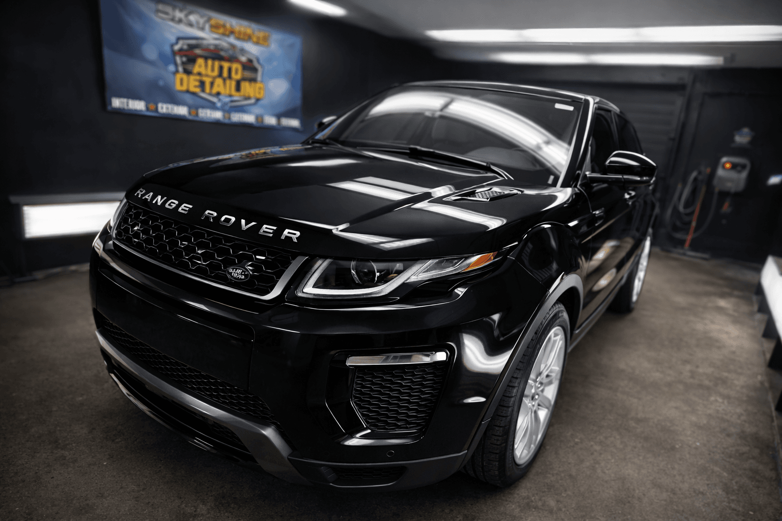 Range Rover detailed by SkyShine Auto Detailing in Brooklyn CT